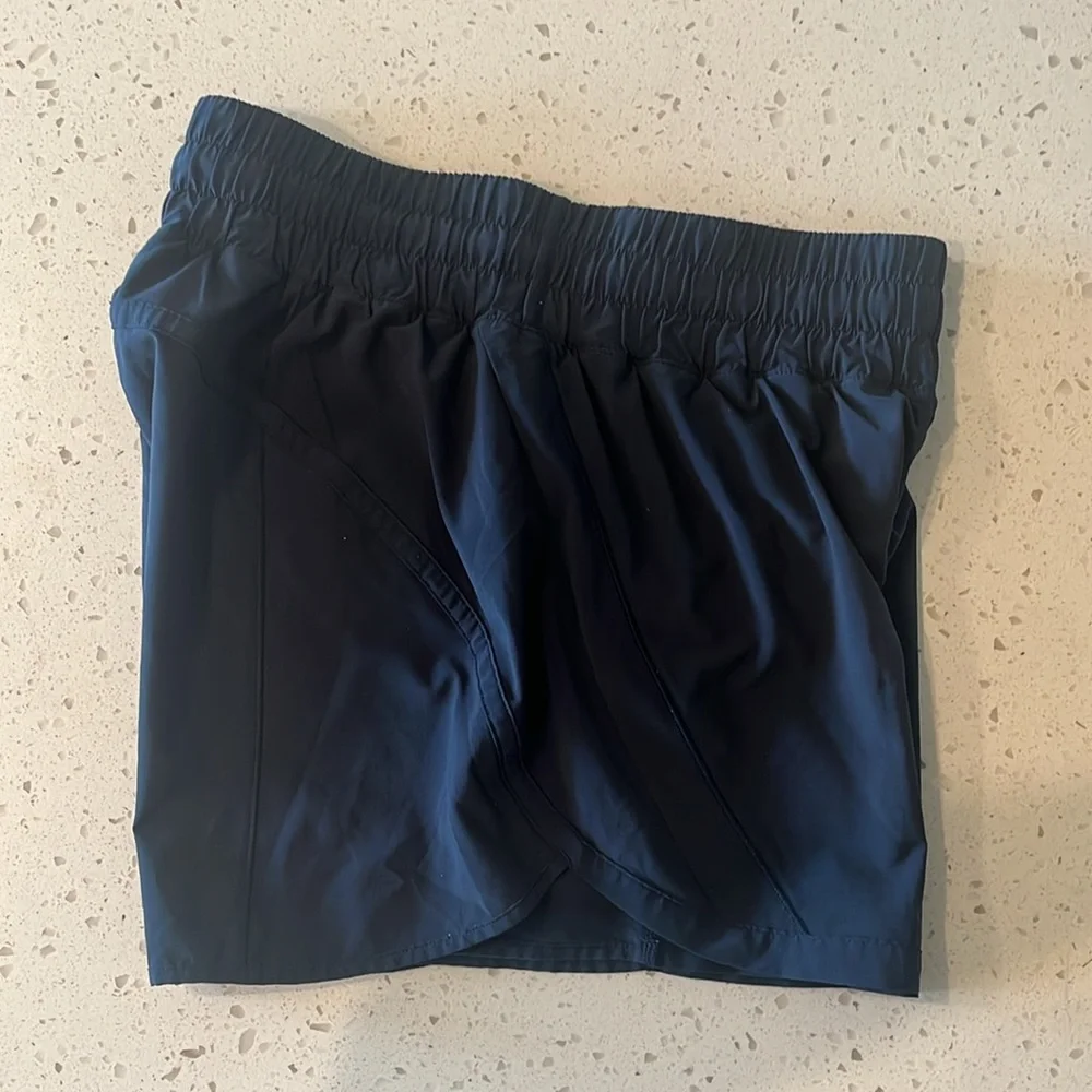 lululemon athletica Deep Blue Athletic Shorts - Picture 4 of 4